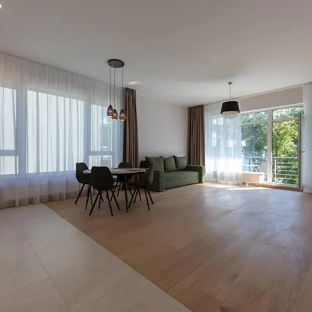 Oasis Apartment *